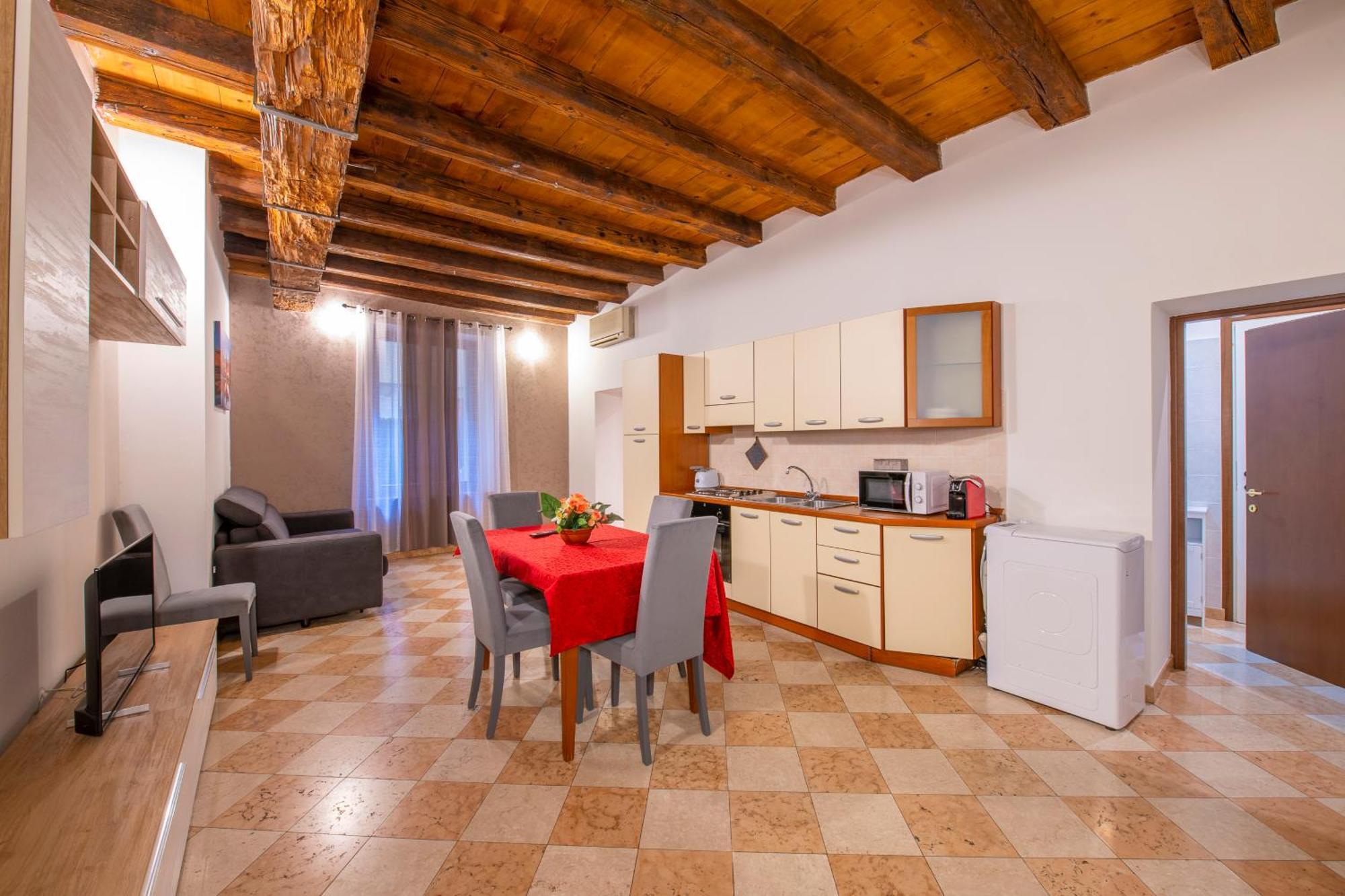 Arena Suite Mazzini Verona Esterno foto