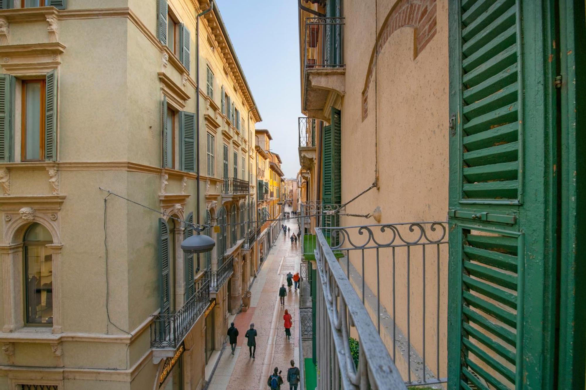 Arena Suite Mazzini Verona Esterno foto